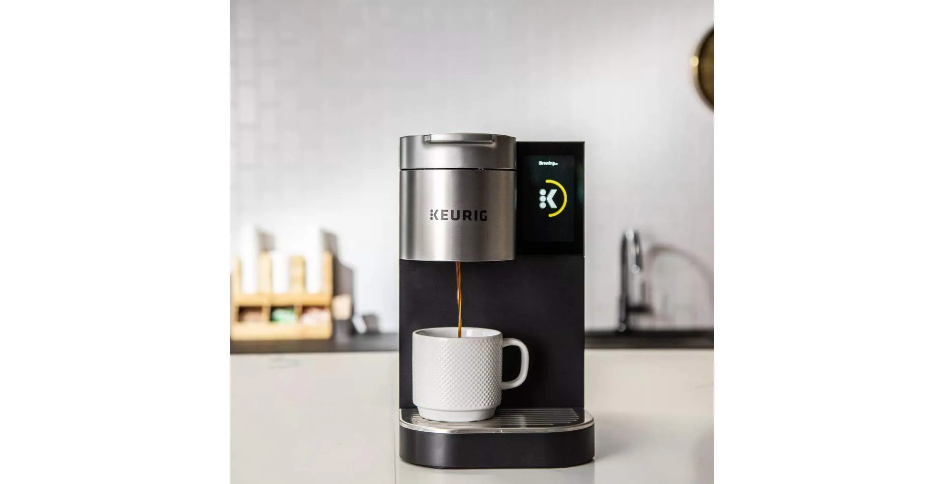 K2500 Single-Serve Commercial Coffee Maker with Hi-Res Touchscreen and Strong Brew Feature