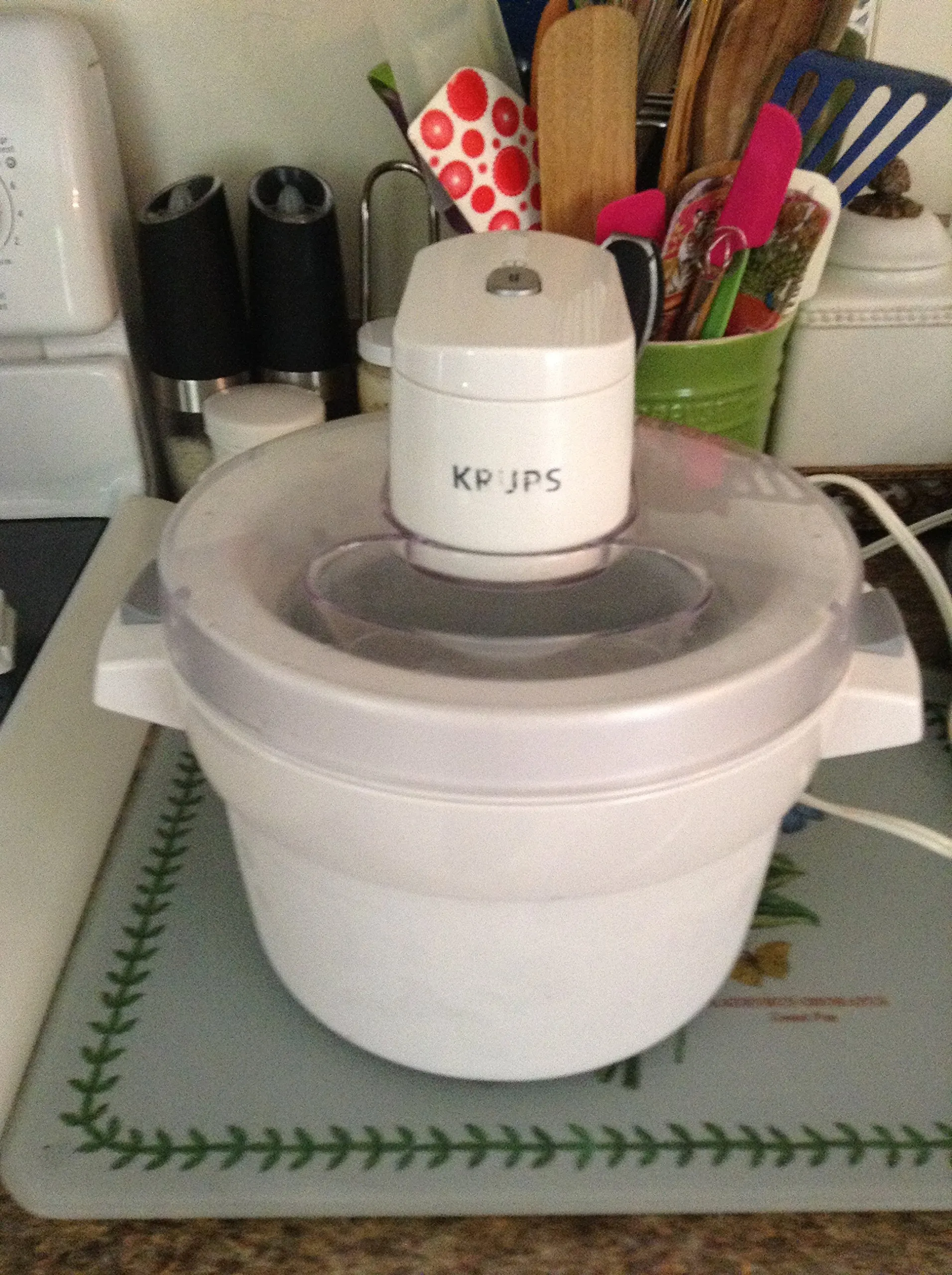 KRUPS GVS142 Automatic Ice-Cream Maker, 1.5 Quart, White - Fully Automatic, Quick Cleanup